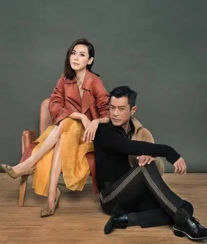 古天乐宣萱拍情侣装写真,"绯闻男女"在一起画面很般配