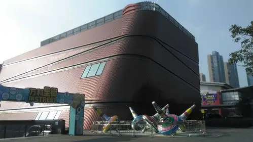 深圳红立方外拍,从外面看看这座内含"三馆一城"的立体式建筑