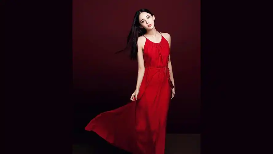 美丽的古力娜扎电脑壁纸