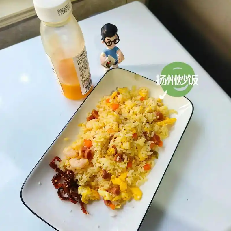 全家人都爱的扬州炒饭  和我们北方做法不 - 抖音