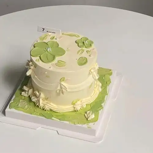 绿色系四寸小清新蛋糕