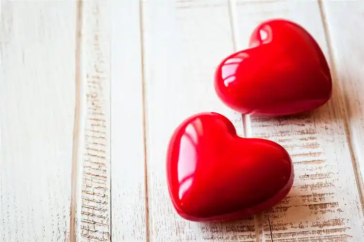 情人节爱心创意高清桌面壁纸