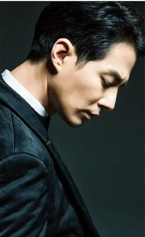 韩国男神赵寅成:比今天的我还帅的是明天的我,我会越来越帅的!