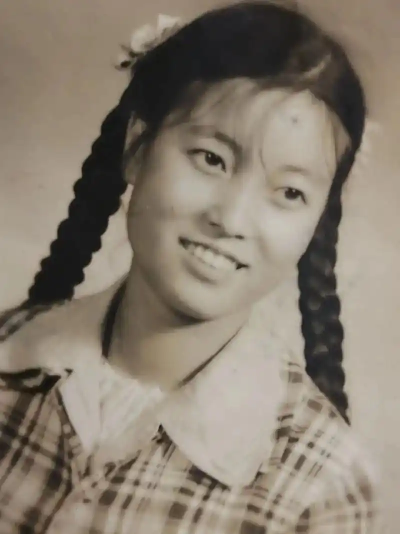 慈母辞世十七周年祭!现借用这几张母亲遗物老照片(估计是50年 - 抖音