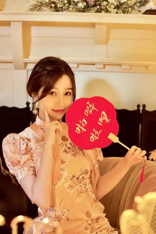 虞书欣民国旗袍造型##虞书欣想做良友杂志封面女郎