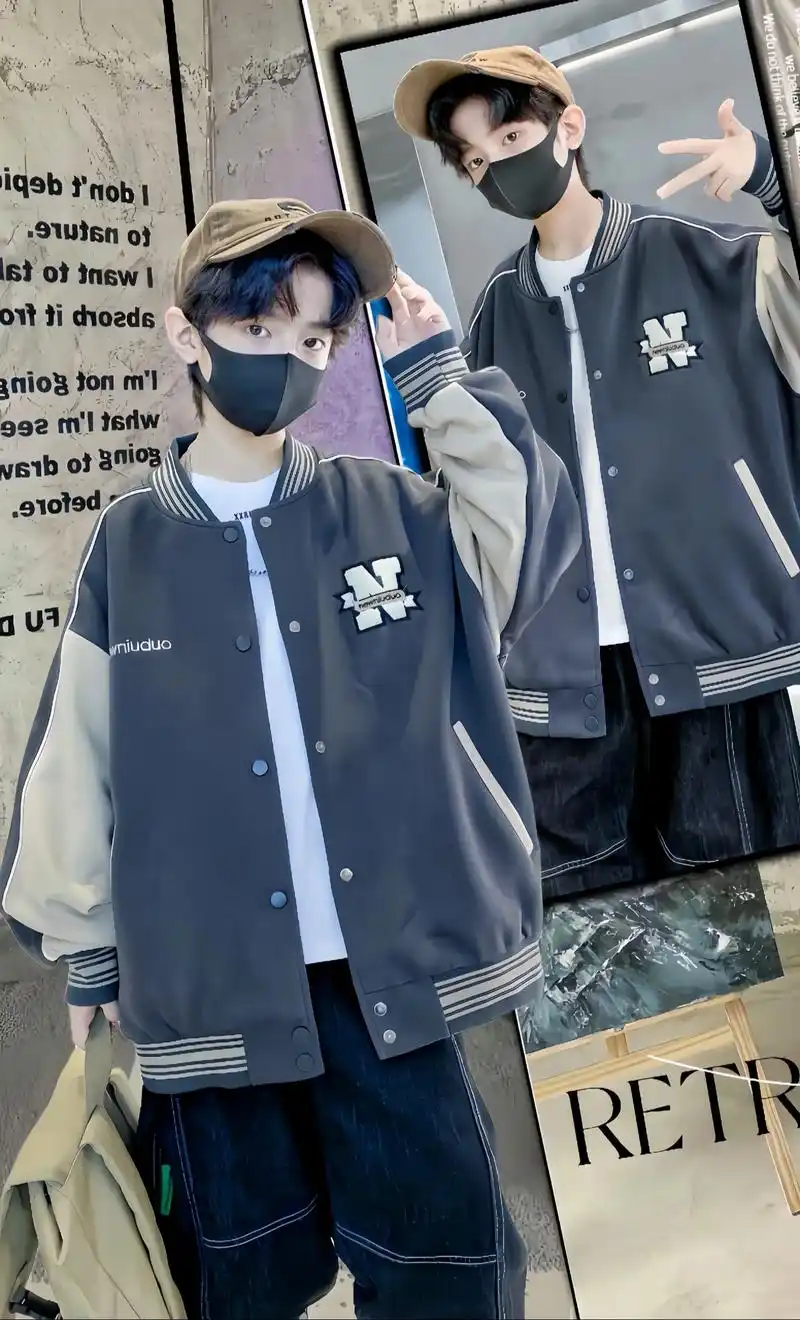 男童时尚棒球服!