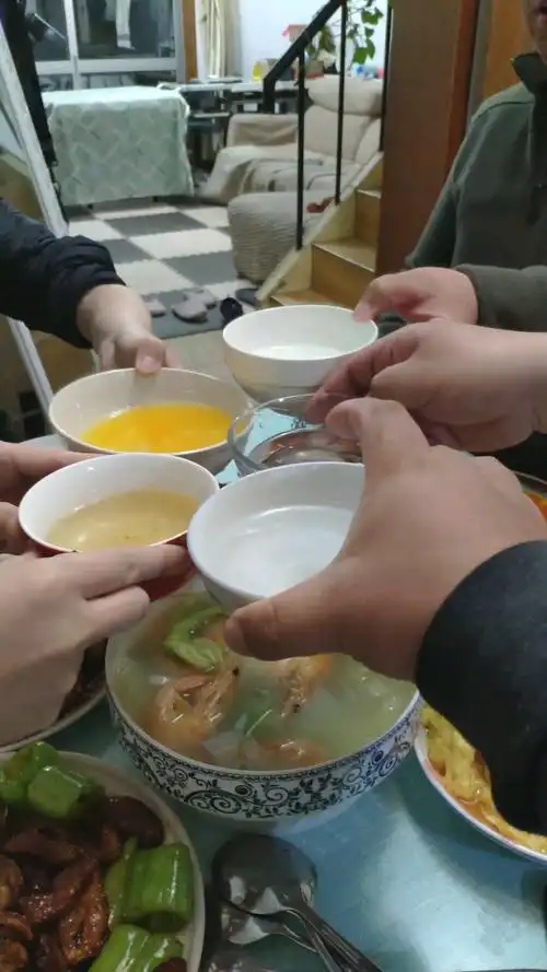 大碗喝酒,大口吃肉,快活啊