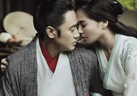 与吴秀波有过颇多合作的张芷溪,各种风格的造型美出天际