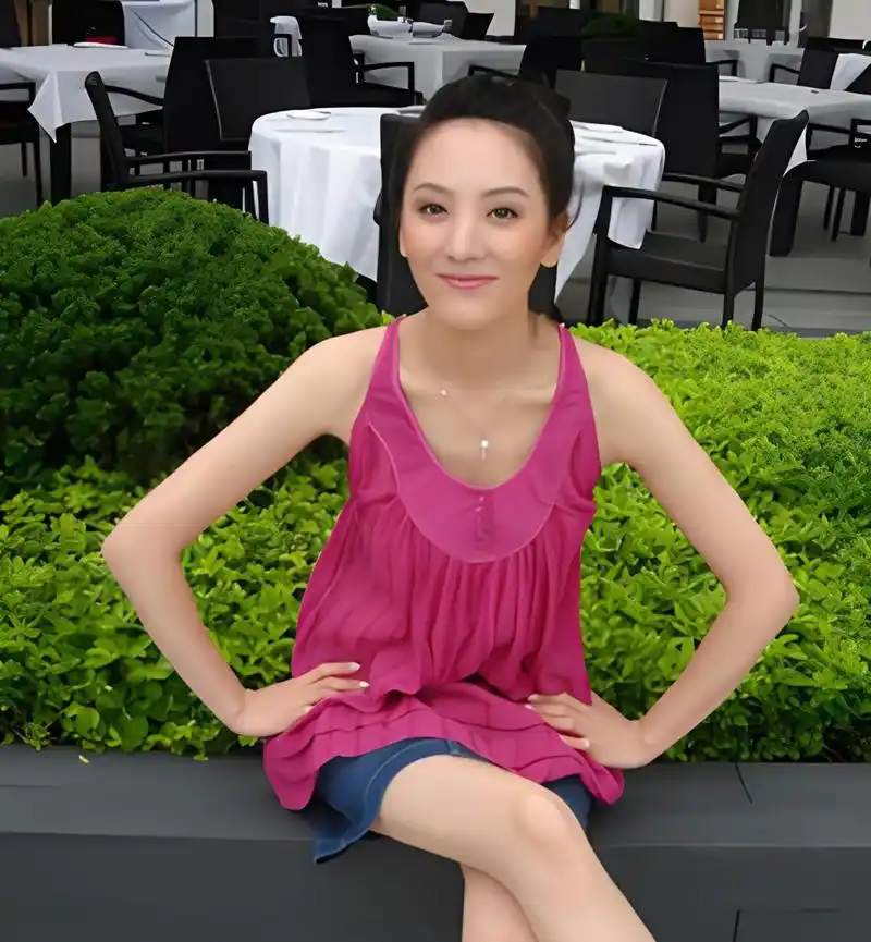 与田亮情断后,她如何逆袭嫁入豪门霍家?廖剑玲究竟有何神助攻?