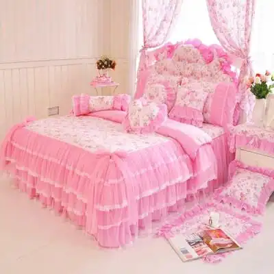 粉色公主系女生卧室