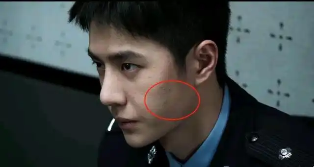 《冰与火》:王一博的痘痘,陈晓的皱纹,这部素颜出镜的剧太真实了吧