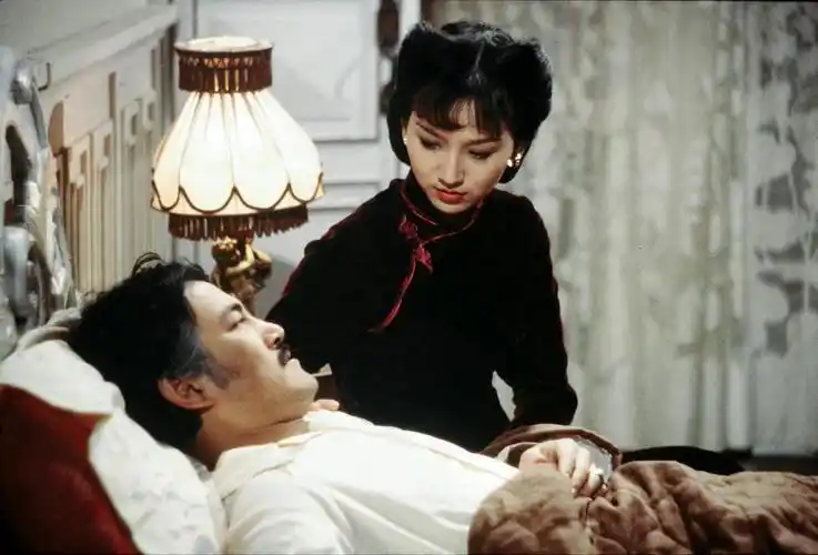 1980版的上海滩罕见老照片周润发与赵雅芝的颜值巅峰