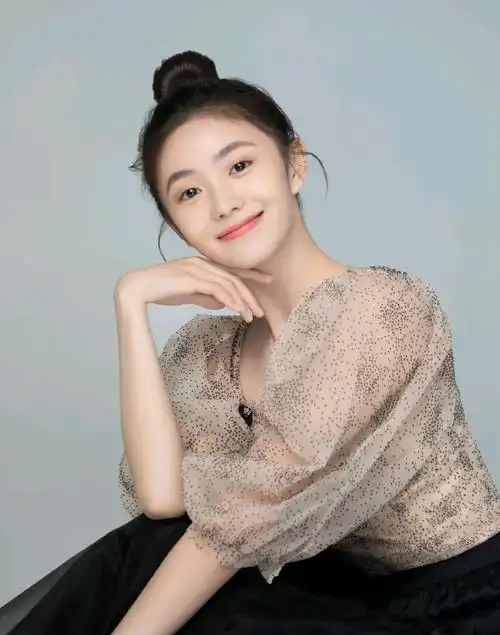 刘浩存:00后女星中的颜值清流