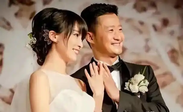 万万没想到,原来他就是吴京的父亲,难怪现在的吴京能大红大紫