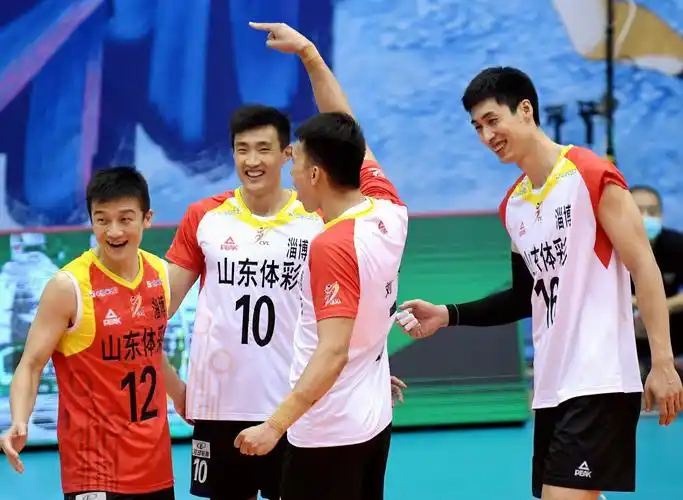 山东男排主攻季道帅老队员不容易满意联赛成绩