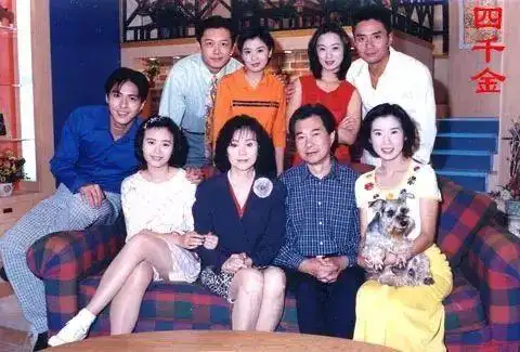 古装女神贾静雯的上位记和背后的干爹