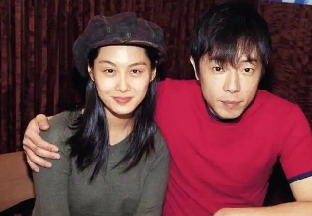 朱茵女儿黄莺正脸照,皮肤白皙楚楚动人,很有"紫霞仙子"的气质