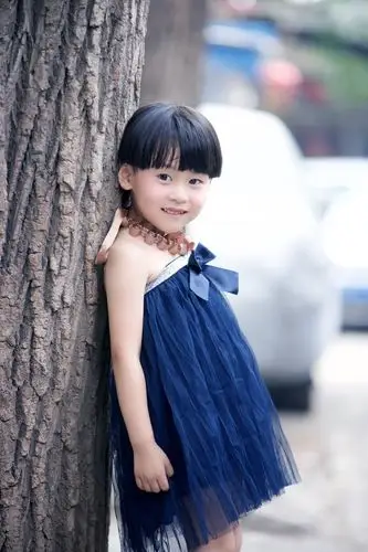 图片是当时拍摄的孩子,从人这个角度发现:不管什么,小时候都是最可爱