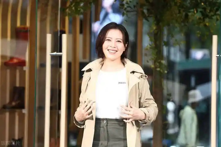 刘品言这身材,这才是尤物啊!