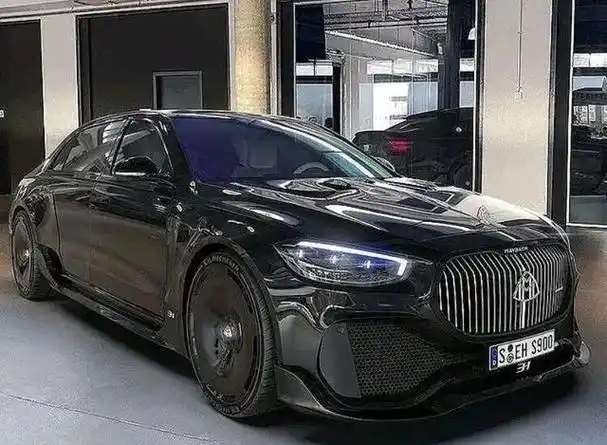 导读:奔驰"旗舰",迈巴赫s900登场,华丽霸气,气场强大,更有豪车范