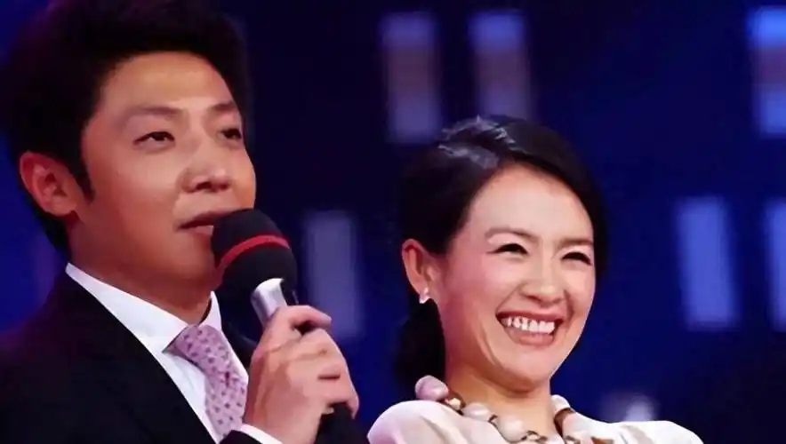 原创周一围还没亲,章子怡就提前张开了嘴!网友:这么迫不及待?