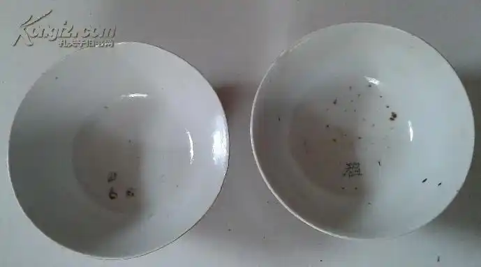 民国《酱釉碗》