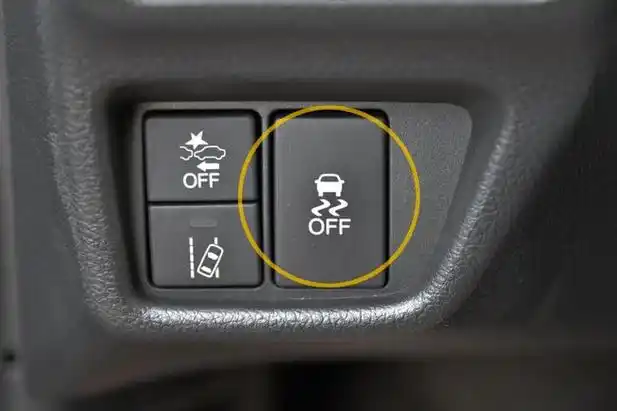 off还会自动解除部分车型所以,关于esp off开关的用法,在正常道路行驶