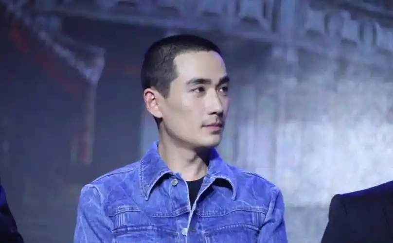 朱一龙《人生大事》破10亿,豆瓣7分以上!隐婚生子又被提起!