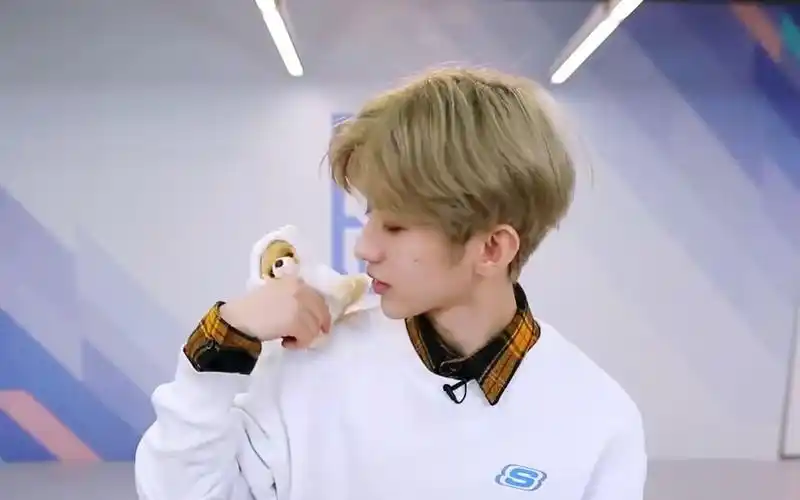 【蔡徐坤】今天也是奶坤之《解锁!第二个礼物认证》