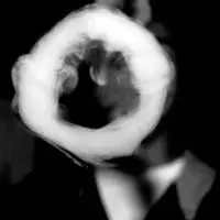 手上拿烟的酷图