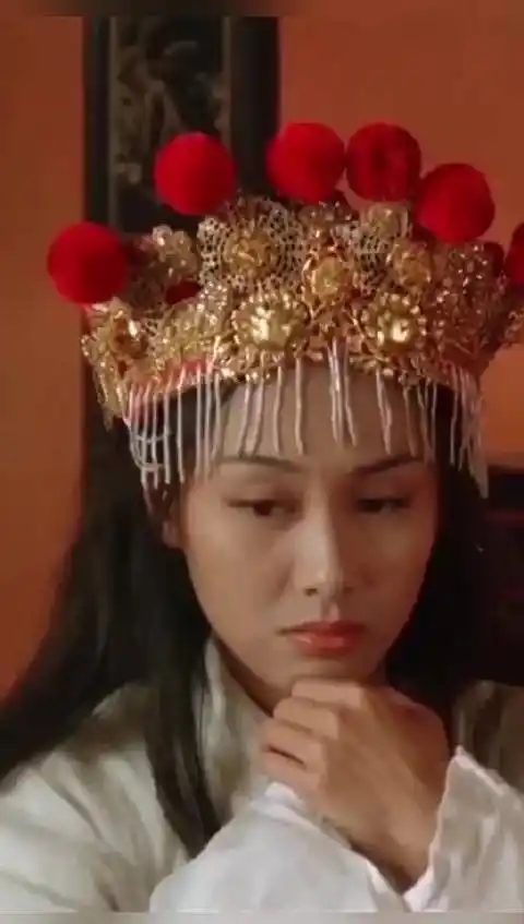 朱茵重现当年紫霞仙子眨眼是心动啊