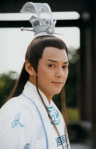 古装剧里惊鸿一瞥的风情美男子 - 萝卜网 - 人人都是艺术家