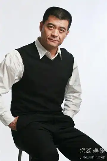 《美丽鲜花》杭州湖畔王新军温情守护侨乡明珠