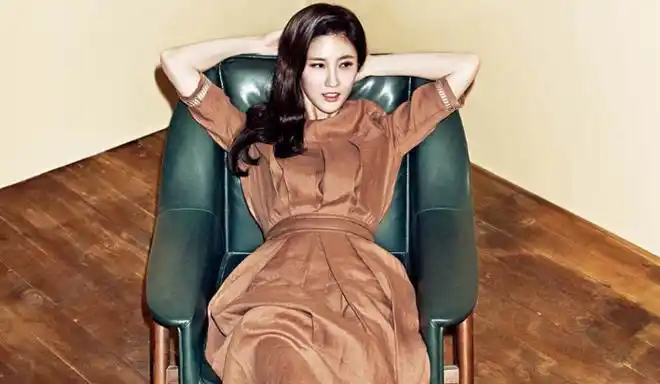 情书李秀景资料(国民媳妇李秀景,39岁至今未婚,容颜不老自在逍遥)