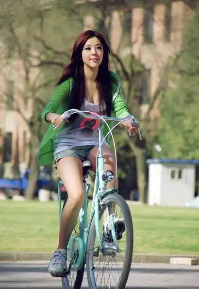 赵奕欢,1987年10月29日出生于吉林市,新生代女艺人,影视齐发展