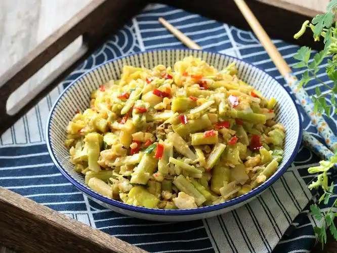 低脂的鸡蛋炒竹笋鲜美可口做法简单