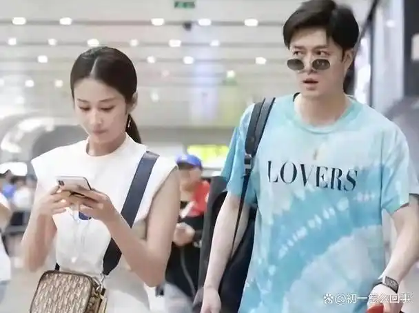 付辛博老婆晒百万奔驰房车!冰箱双人床沙发一应俱全,颖儿享福了