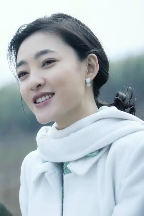 王丽坤《狭路》苗青剧照图片[3/3]_电视剧_美桌网