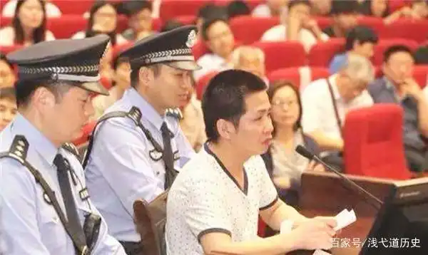 2006年9月30日,郭爽将方伟召约了出来.