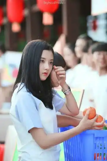 青山不改syj绿水长流 2021-10-17 来自宋祖儿超话 宋祖儿 今日是沙婉