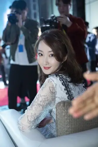 程媛媛三度联手香港导演彭发,携手三大香港经典男神演绎破局之战!