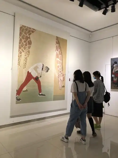 走进宿迁博物馆看画展