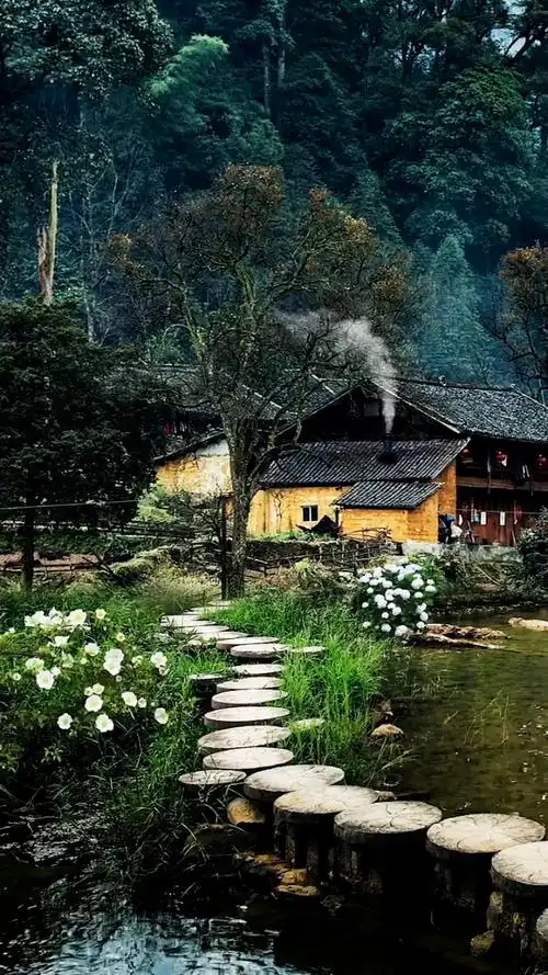 待我了无牵挂,从此归隐天涯,深山草屋为家,远离尘世繁华,忙时修篱种花