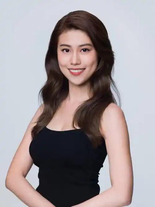 香港小姐15强官方照曝光!小背心造型清纯养眼,14号因刘亦菲入行