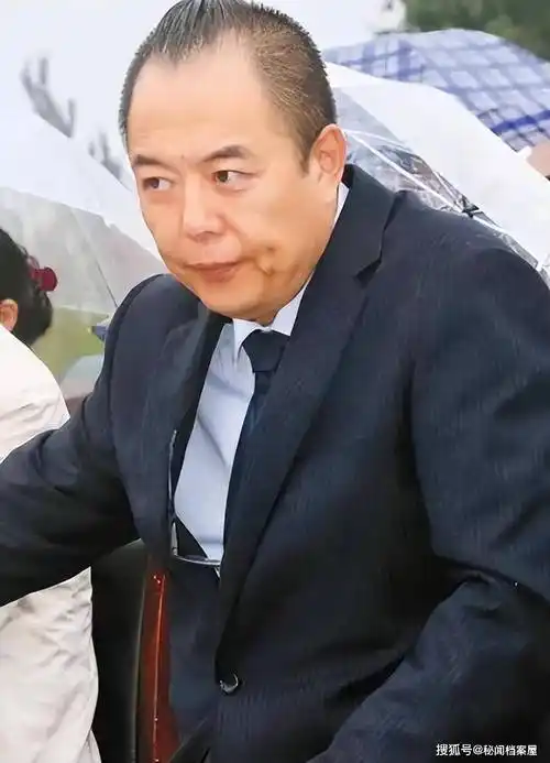 全网惊呼:回英国去_张国立_国籍_因为