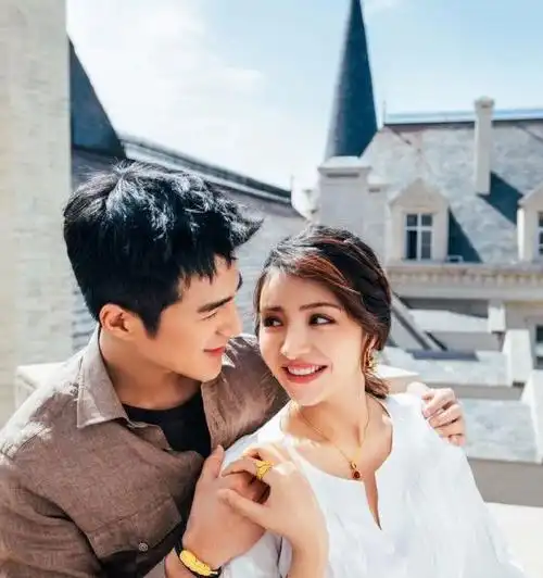 姜潮和麦迪娜婚纱大片曝光,完美诠释"王子与公主"的童话故事