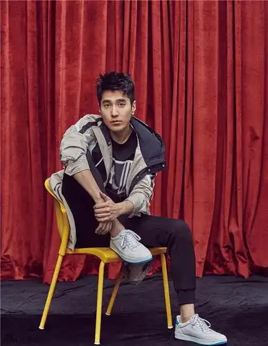 赵又廷清新帅气,潮流时尚,青春魅力,总裁范十足