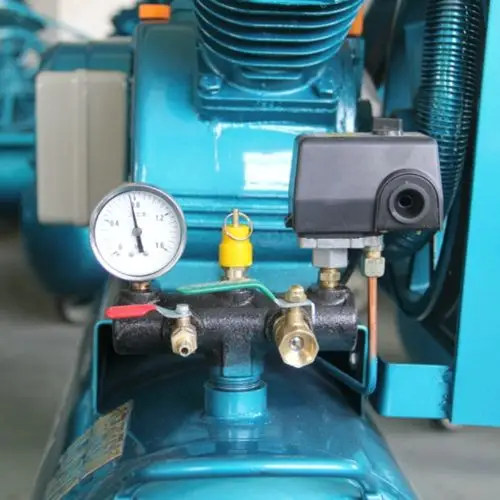 上海炬尔霸空压机2.2/3/4/5.5/7.5kw空气压缩机工业打气泵全铜0.