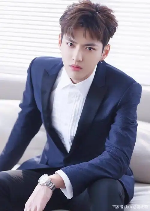 同,在中国的娱乐圈帅哥可谓是层出不穷,下面来盘点中国男明星十大帅哥