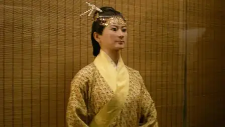 马王堆出土的辛追夫人,照片明明很恐怖,为何专家却说栩栩如生?